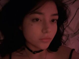 AlisaGlow