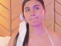 I am a very open mind girl. I am at the same time very confident, attentive and empathic. I am a big fan of the Geek Universe, books and games. A secret: I have a tendency to fall in love with the nerds.