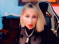 Hello everyone! I am friendly and charming Lady,with a sexy smile and nice figure