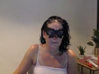 Hey my name is Daisey87, sweet and naughty woman, how wants to try something new.I like hot lingerie, man whit a nice cock, i like dirthy talk, Tell me your fantasy and i will tell you mine....