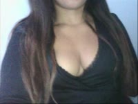 Ik ben een exotische, prachtige Caribische dame met een ongekende passie voor het leven en alles wat erbij komt kijken. Mijn warme uitstraling en sensuele energie zullen je direct betoveren, en ik ben hier om je mee te nemen op een reis van verleiding en plezier.Ben jij op zoek naar een hete, verleidelijke ervaring die je niet snel zult vergeten? Kom dan bij mij, de Caribische stoute dame die weet wat ze doet. Ik combineer de passie van de tropen met een ondeugende flair die jou gegarandeerd in vuur en vlam zal zetten.Met mijn exotische charme, speelse houding en avontuurlijke geest neem ik je mee naar een wereld van plezier en opwinding. Of je nu hebt in een flirterige chat, een uitdagend spel of iets dat je grenzen opzoekt, ik ben hier om jouw verlangens te vervullen.Dus, waar wacht je nog op? Kom bij mij en ontdek de magie van de Cariben, direct vanuit de privacy van jouw scherm. Ik ben klaar om je te verrassen, te prikkelen en je te laten verlangen naar meer. Durf jij het aan?