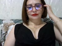 i m super positive woman who knows what mans like i love to share my personality with others,i m intaligent and know how to be interesting to you my dear frind