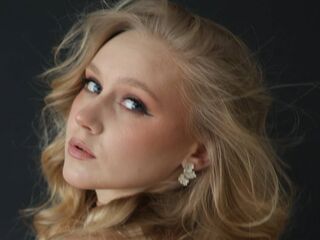 adult webcam chatroom CarolMelser