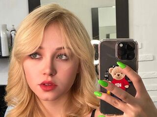free pussy webcam EmilyCarles