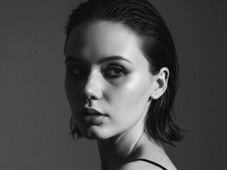 web cam show JudithSterett