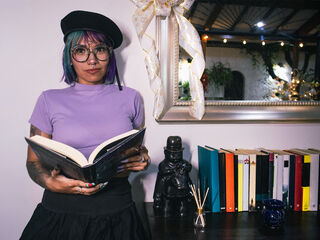 naked webcam girl picture KimWexler