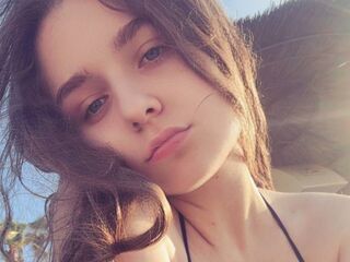 livesex cam girl LuanaContratto