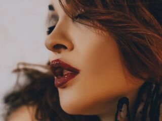 camwhore fingering pussy AdelMedium