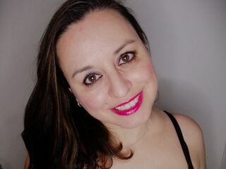 camgirl masturbating with dildo AdelaAlbaNatural