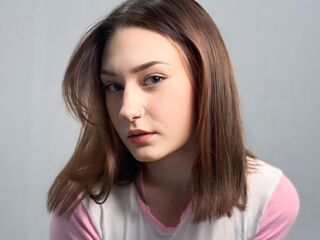 free chat AlbertRuzbasan