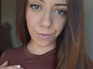 mastubating web cam girl AliceSanz