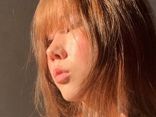 camgirl showing tits AmiraCorbell