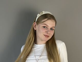 girl showing tits AntoniaCrumpton