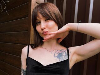 beautiful camgirl BellaMirage