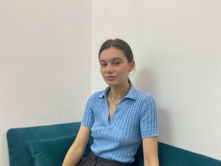 naked webcam girl BernettaStupp