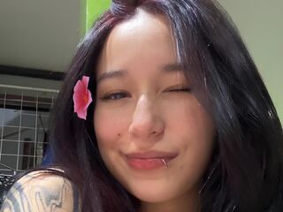 chatroom cam CamiLewit