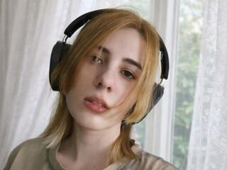 fingering girl CarlHanchett