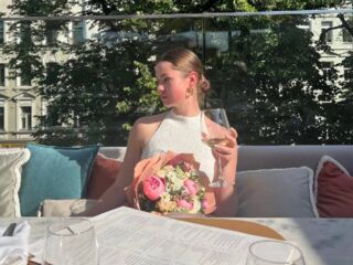 cam chat room CarolMeinhard