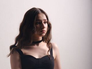 camgirl showing tits CatherynCawthorn