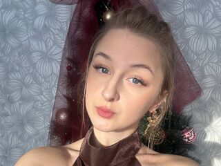 chatroom webcam pic CharoletteHeckle