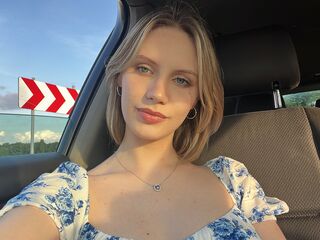 hot striptease webcam CherryRose