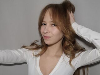 fingering girl cam CoventinaCantrel