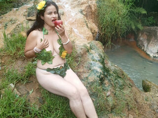 naked girl with cam masturbating CrystallAnderson