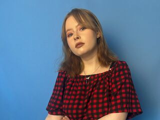 free livesex DarlenTrueno