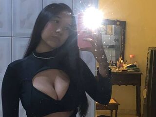 hot girl webcam photo DebbieHill