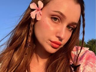 webcamgirl chat ElisaHeathe