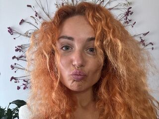 free live cam chat Emelyi