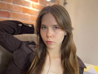 adultcam EmiliDen