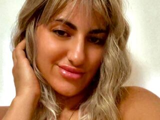 naughty camgirl masturbating with dildo EriaBelle