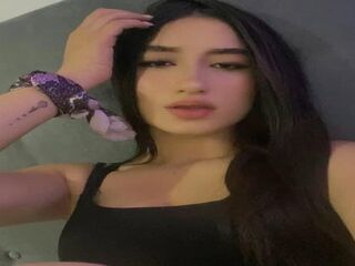 chatroom webcam pic EvelynFontain