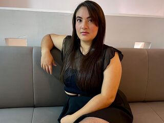fingering camgirl EvvaStraus