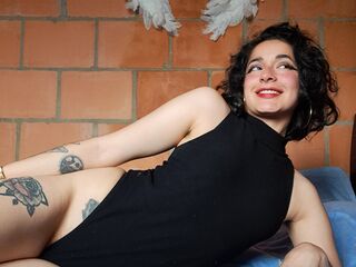 naughty cam girl masturbating GretaMo