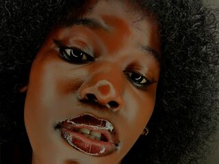 hot cam whore HollyBeatrix