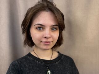 camgirl showing tits JaneenEgleton