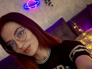 cam girl spreading pussy JulietJess