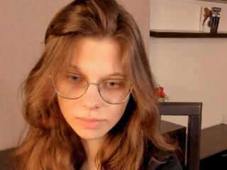 nude webcamgirl pic JulinaGorovena
