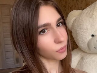 cam girl live cam KarieChuong