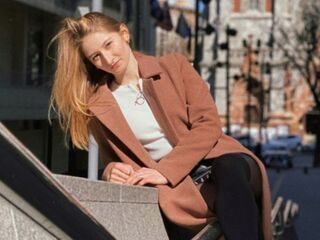 hot webcamslut KaterineKoen