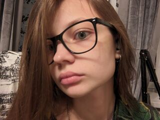 masturbating webcamgirl KeeleyCaryl