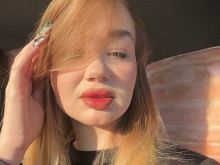 naked camgirl masturbating KellyCher