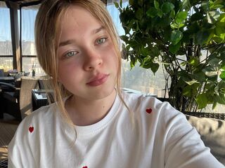 cam sex KendallHennig