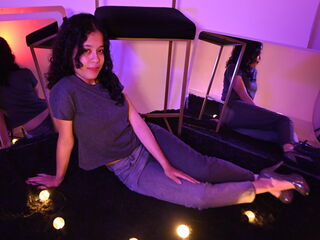 kinky cam video KyaraLux