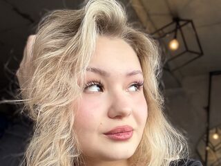 naughty webcamgirl LavernaMonnot
