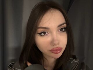 naughty camgirl fingering shaved pussy LikaOnyx