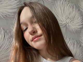 topless camgirl LindaMatteson