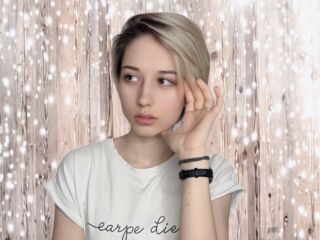 adult liveshow LinetteHackworth